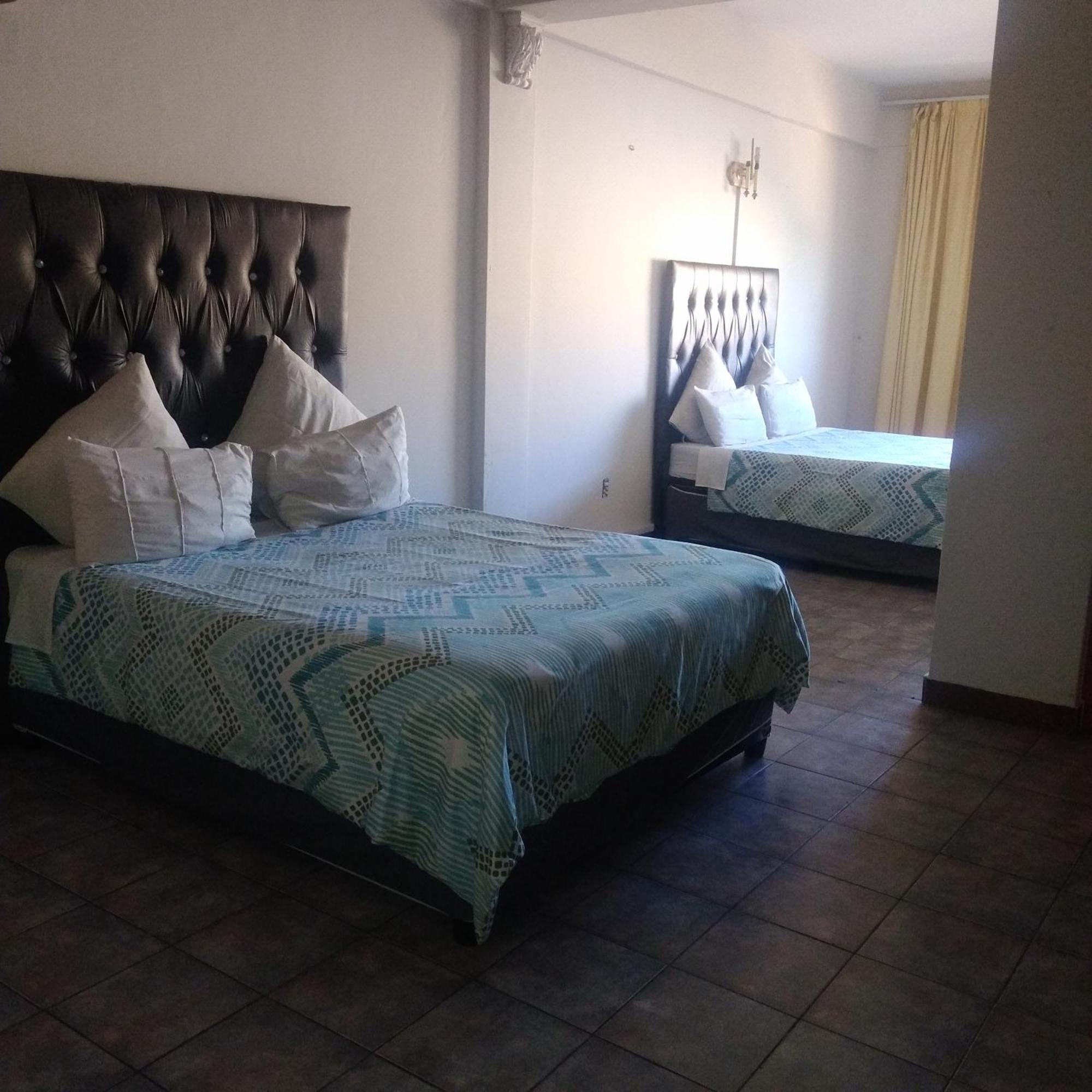 Tassili Lodge Kempton Park Exterior foto